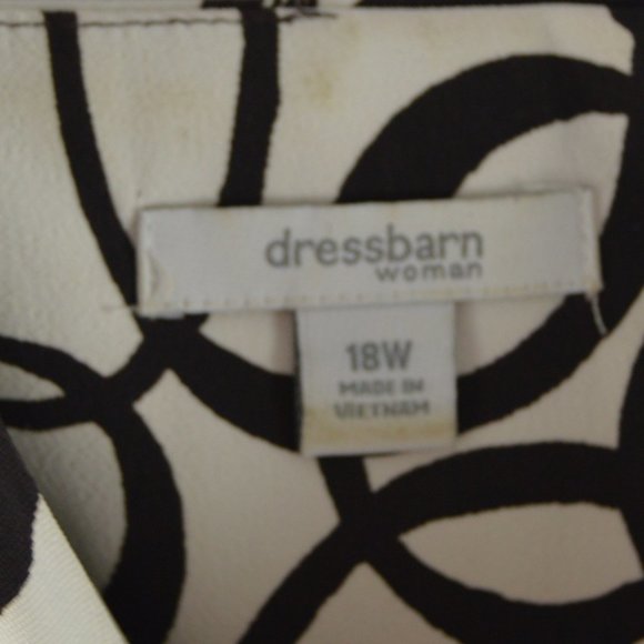 Dress Barn Abstract Circles Dress - Picture 4 of 6
